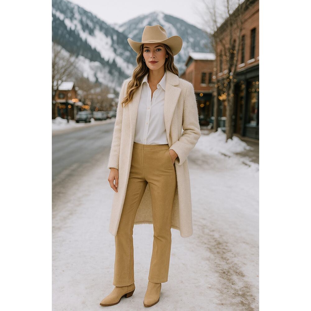 Yvonne Marie Suede Pants Size 4 Sand Beige Genuine Leather Western Slim Straight